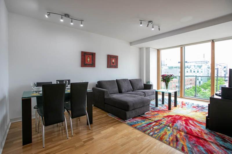 Grand Canal Square Apartments Dublin Exterior foto